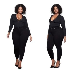 Good American Good Legs Crop Jean